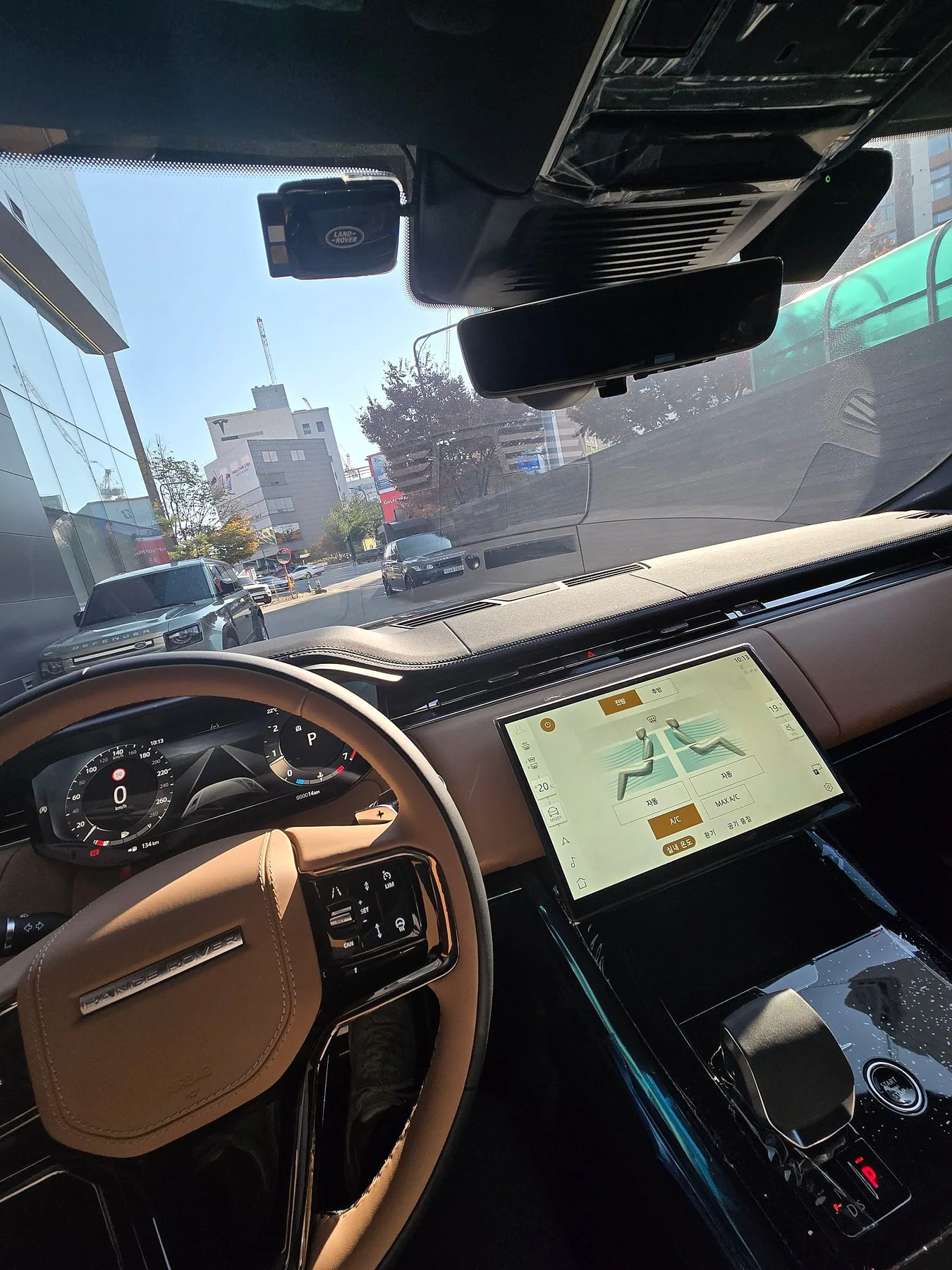 랜드로버 레인지로버 스포츠 P360 HSE Dynamic 2024 블랙 사진 4