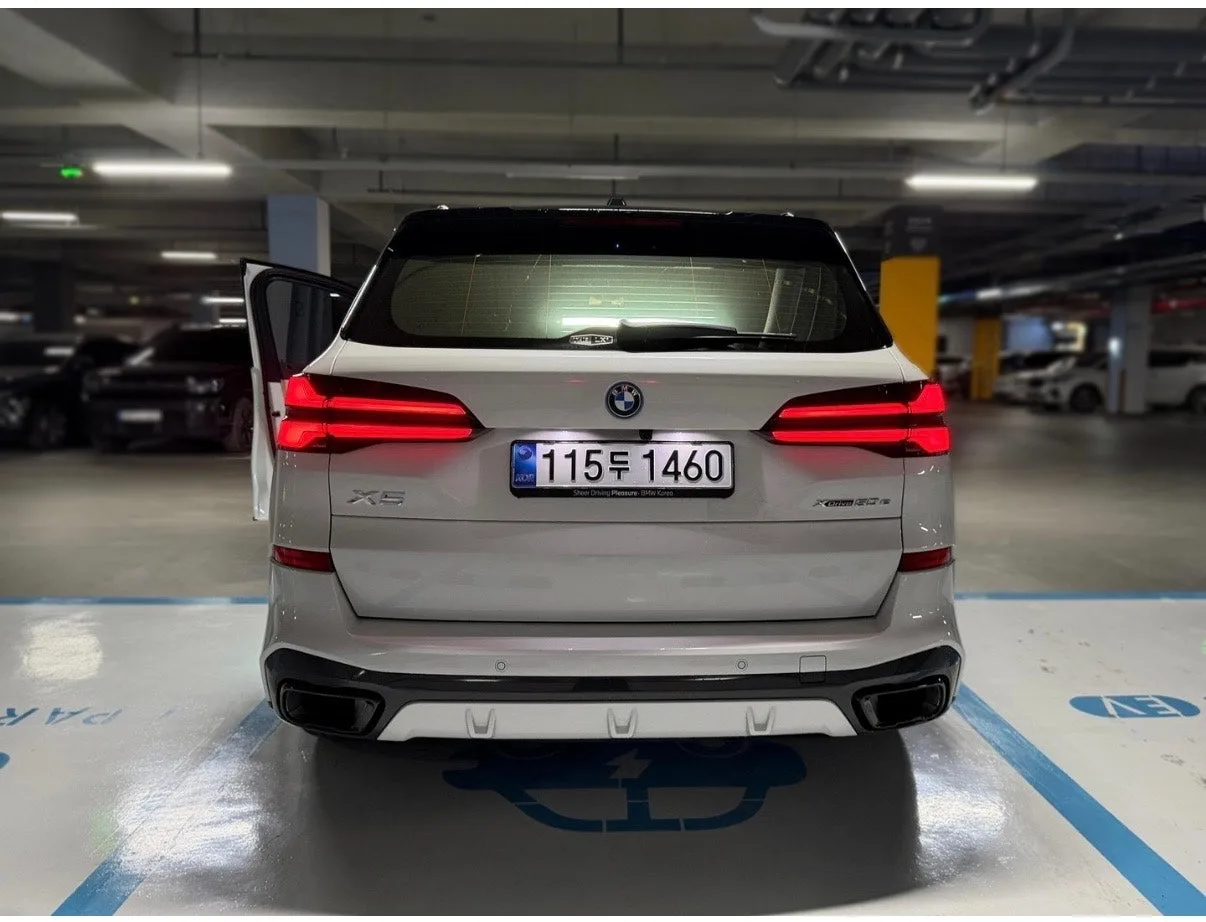 BMW X5 50e MSP 2025 화이트 사진 2