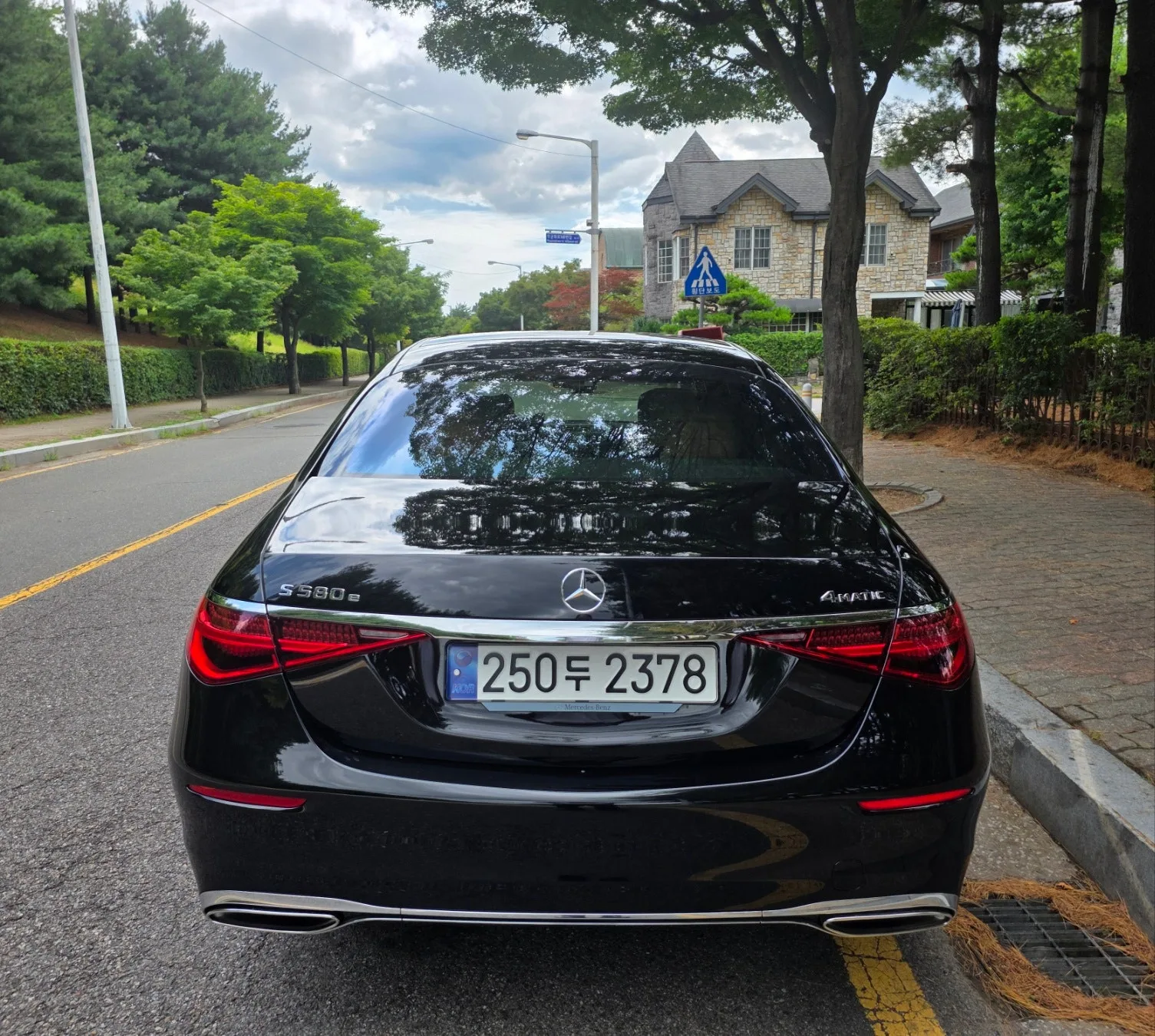 벤츠 S580e 2023 블랙 사진 5