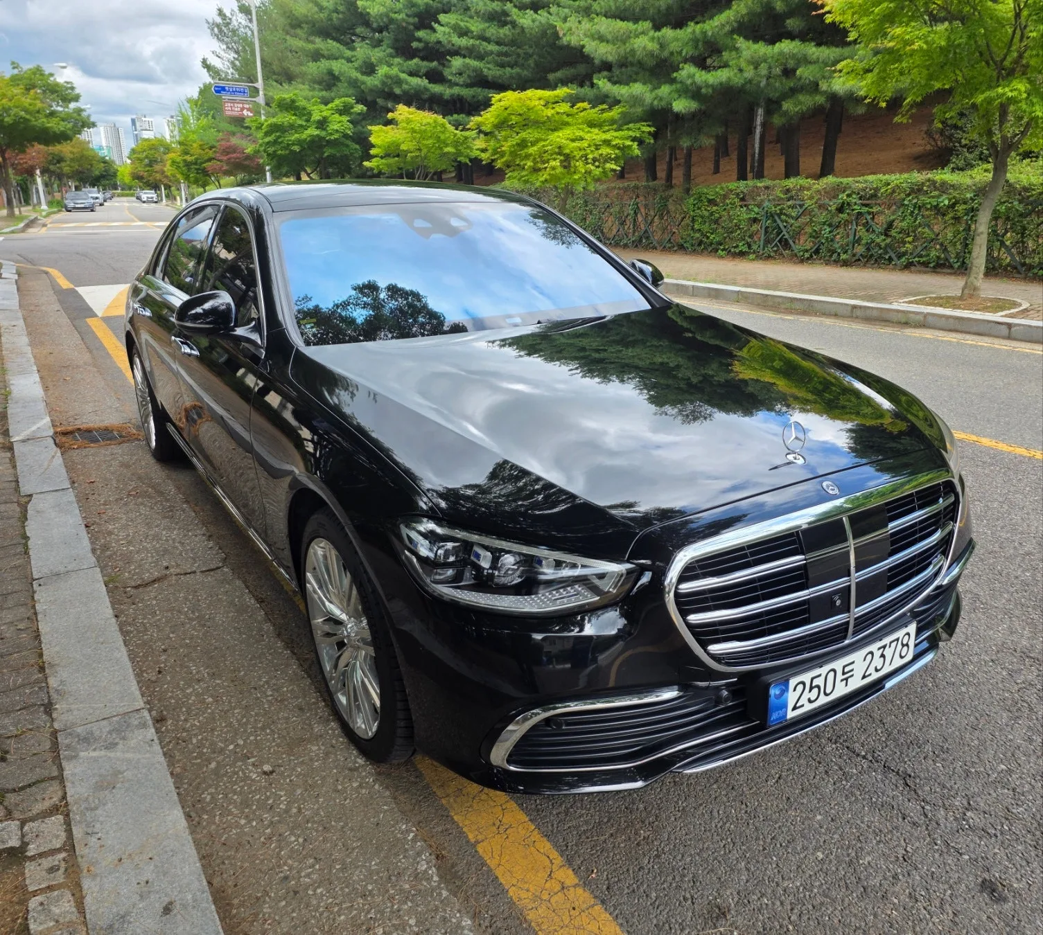 벤츠 S580e 2023 블랙 사진 8