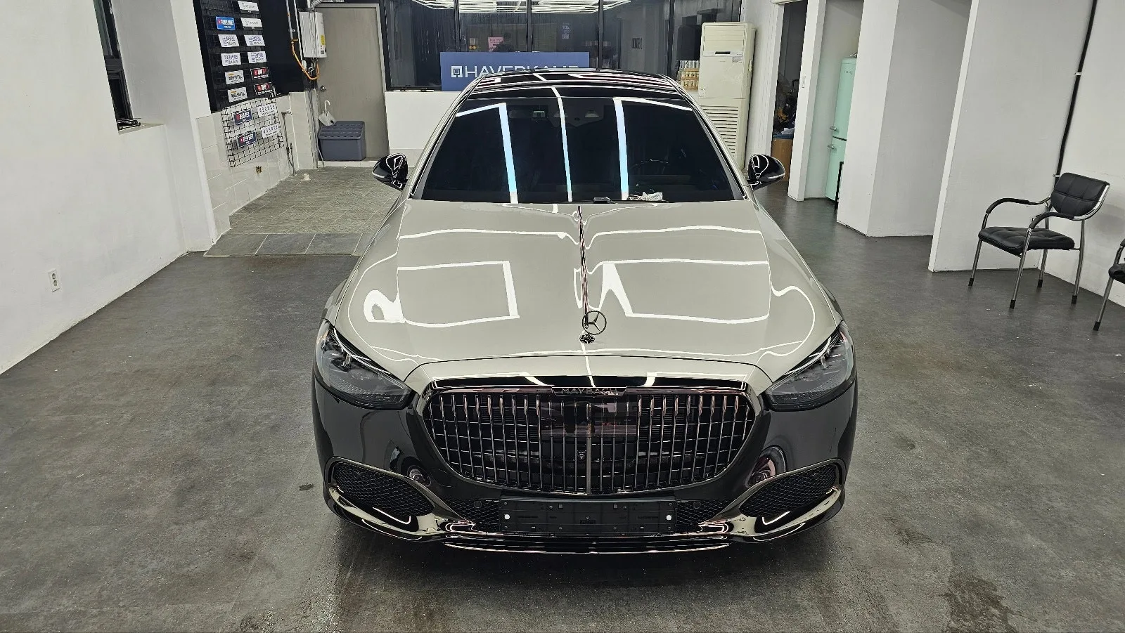 벤츠 마이바흐 S580 나이트시리즈 2024 화이트 사진 1