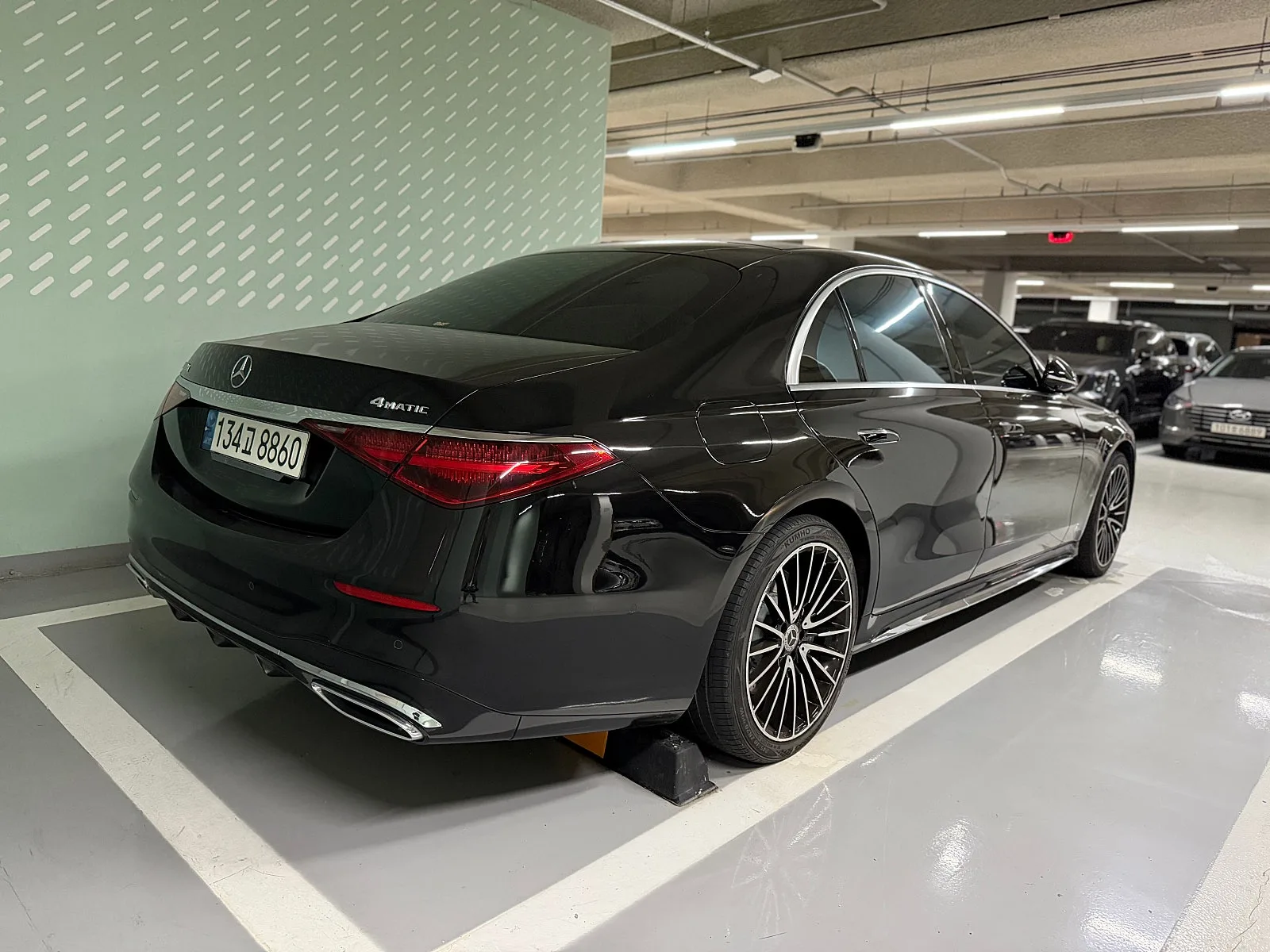 벤츠 S400d 4Matic AMG라인 2022 블랙 사진 5