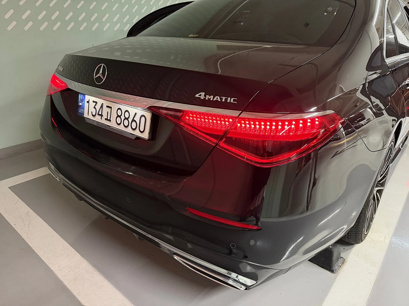 벤츠 S400d 4Matic AMG라인 2022 블랙 사진 8