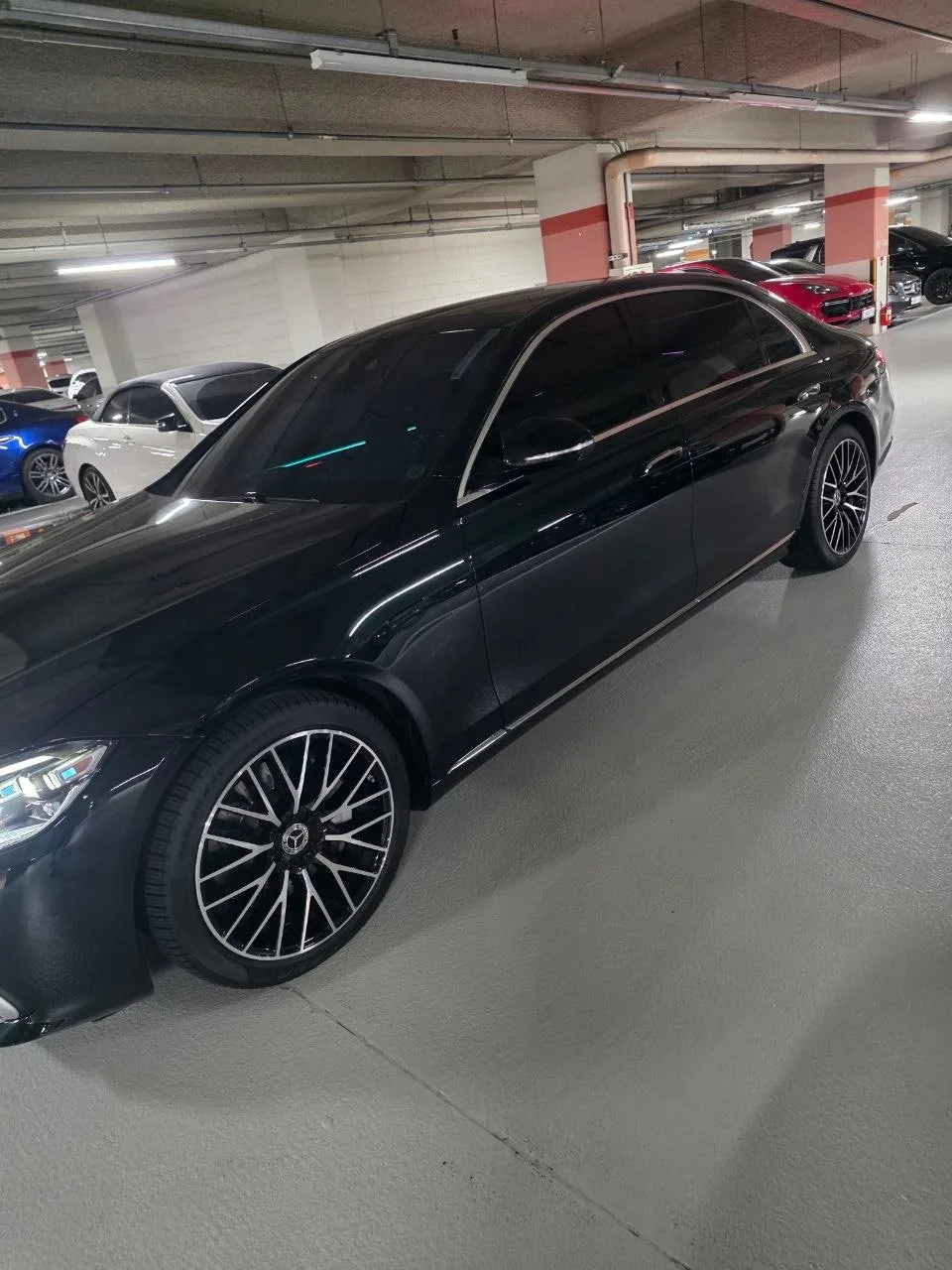 벤츠 S580 2024 블랙 사진 2