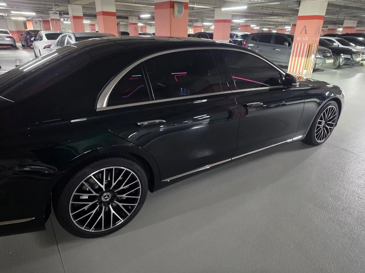 벤츠 S580 2024 블랙 사진 4