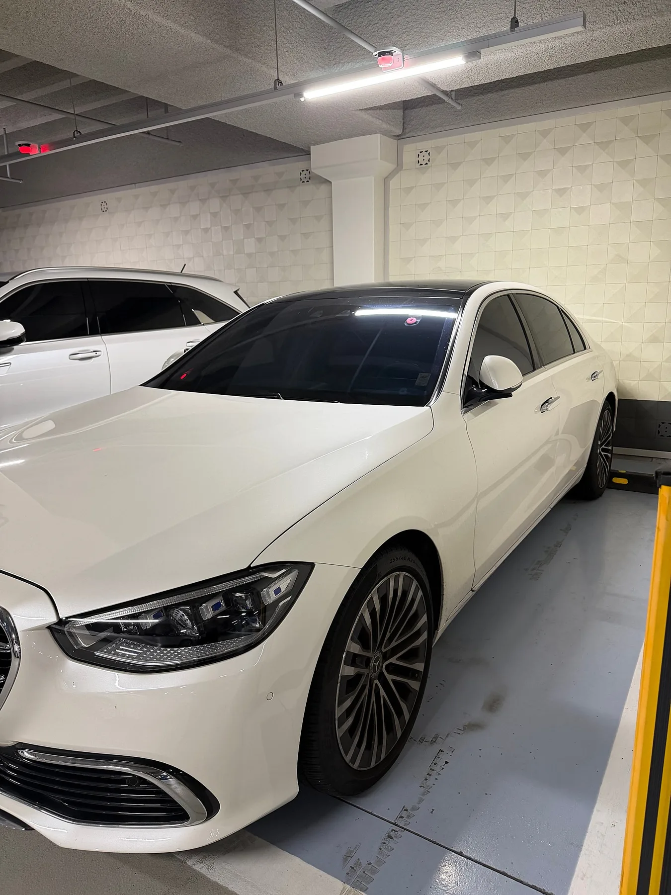 벤츠 S580 4MATIC 2021 흰색 사진 2