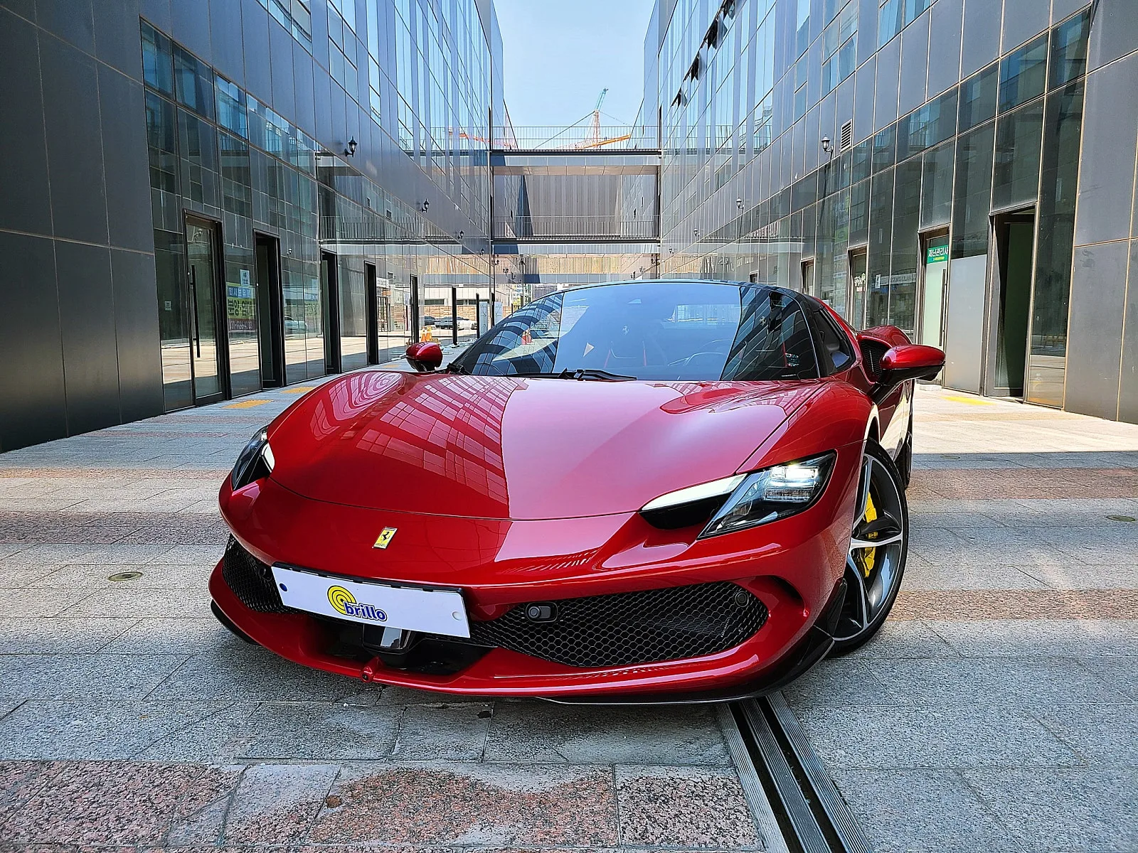 페라리 296GTS 2024 로쏘 마라넬로 사진 1