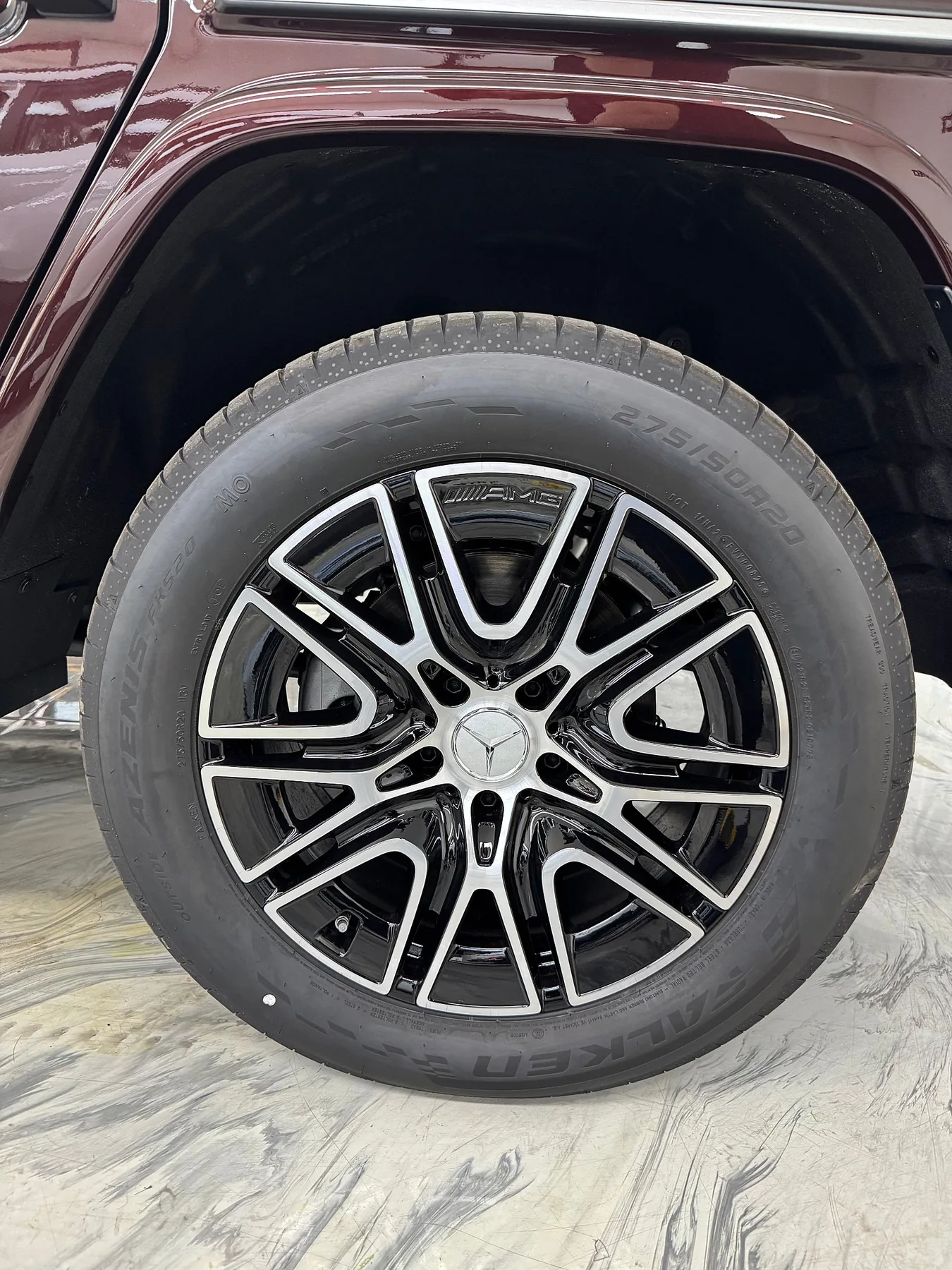 벤츠 G450d 메뉴팩쳐 효성에디션 2025 버건디 사진 5