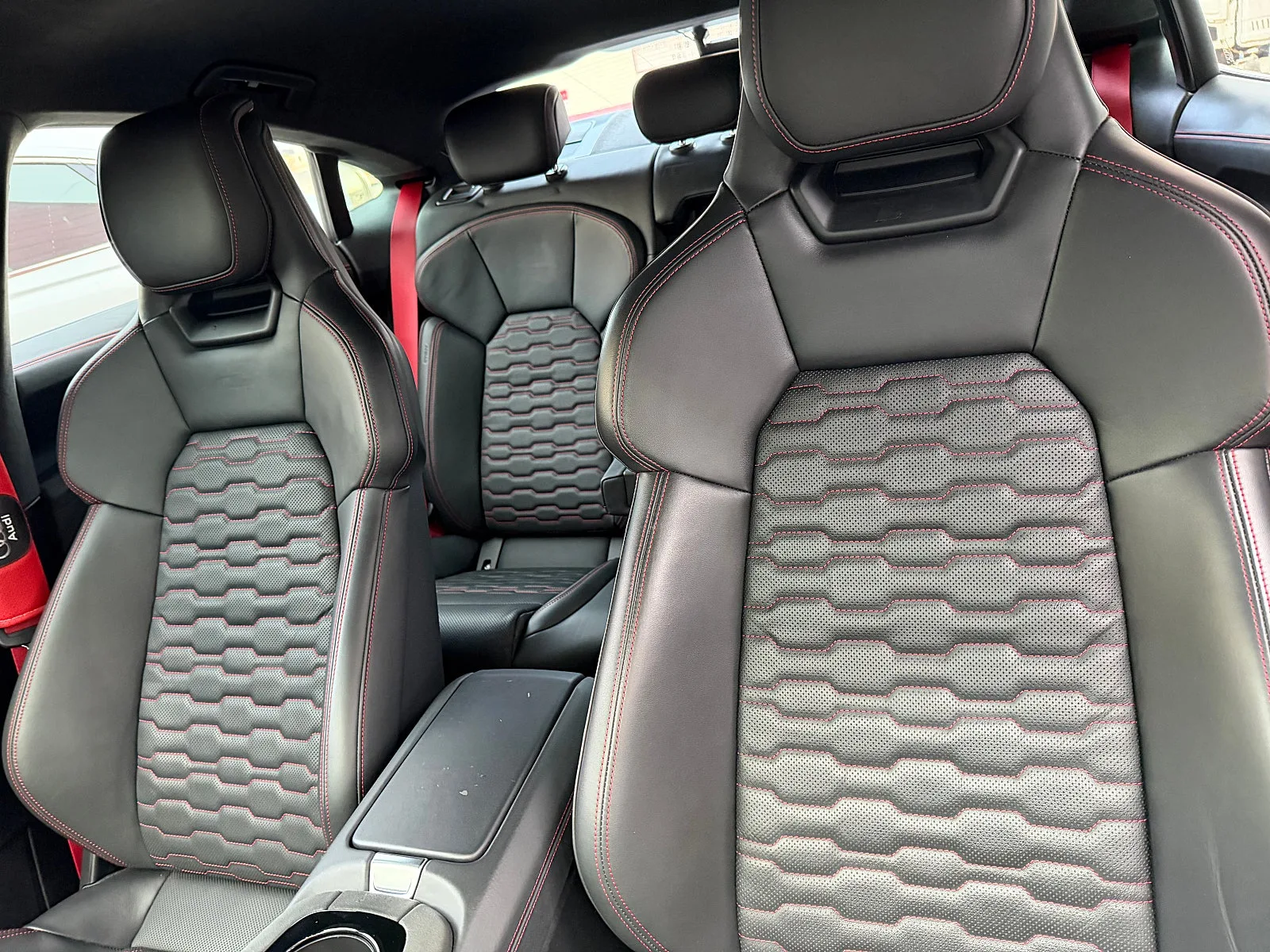 아우디 RS e-tron GT 2021 블루 사진 7
