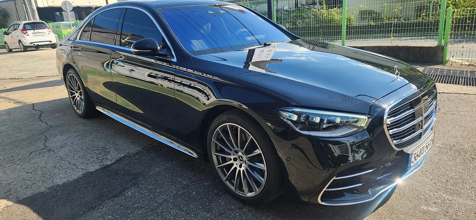 벤츠 S클래스 S450 4MATIC 숏바디 2026 블랙 사진 2