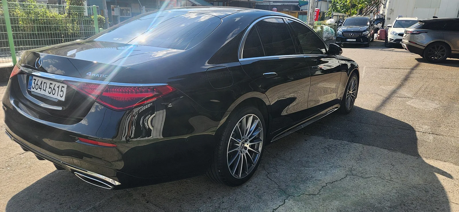 벤츠 S클래스 S450 4MATIC 숏바디 2026 블랙 사진 6