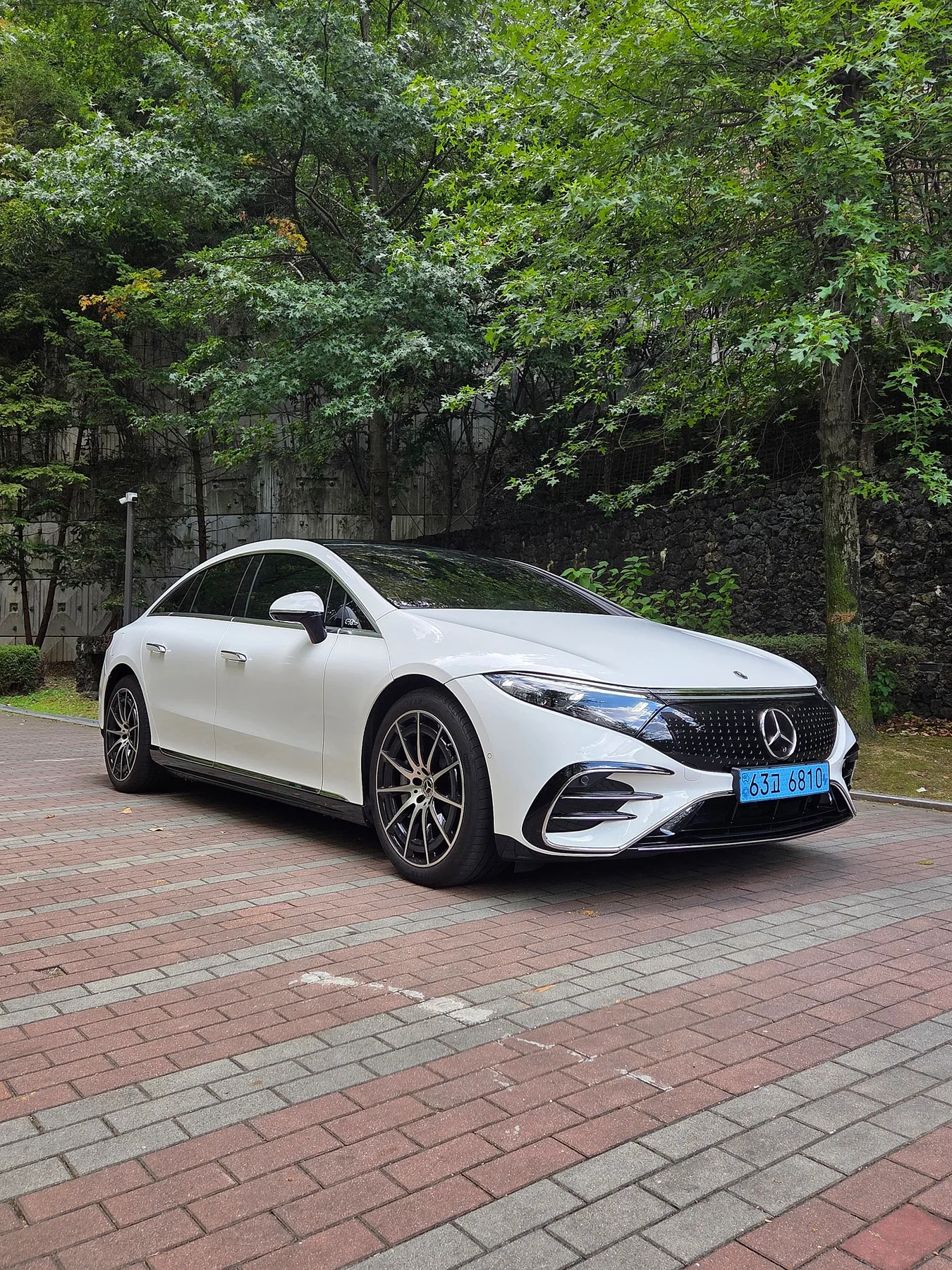 벤츠 EQS 450 AMG+ Line 2022 화이트 사진 2