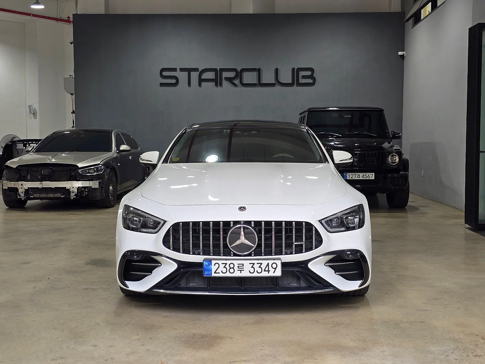 벤츠 AMG GT 43 다이나믹 2023 화이트 사진 1