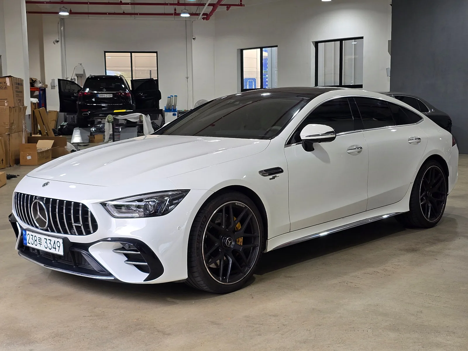 벤츠 AMG GT 43 다이나믹 2023 화이트 사진 2