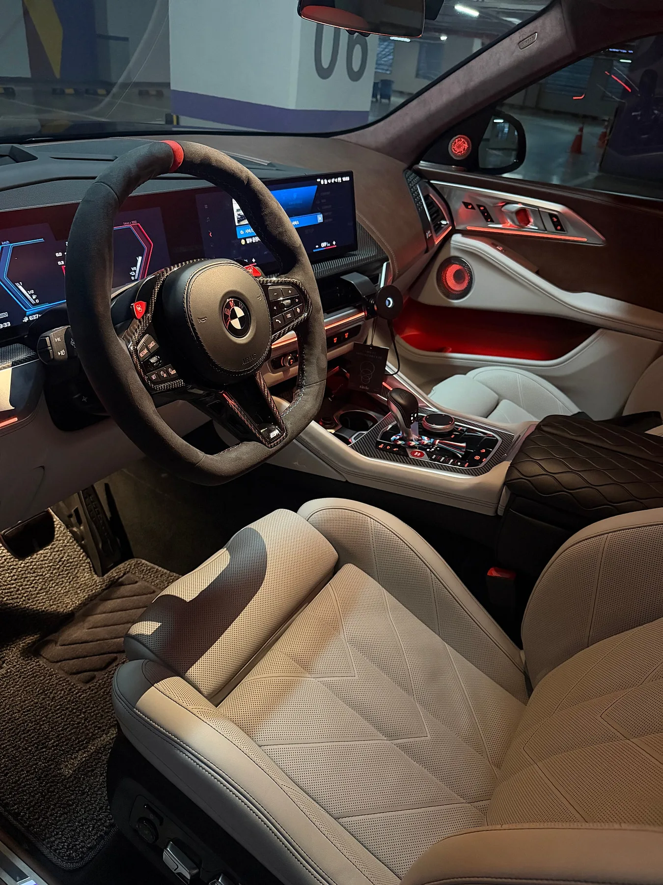 BMW XM 2023 블랙 사진 8