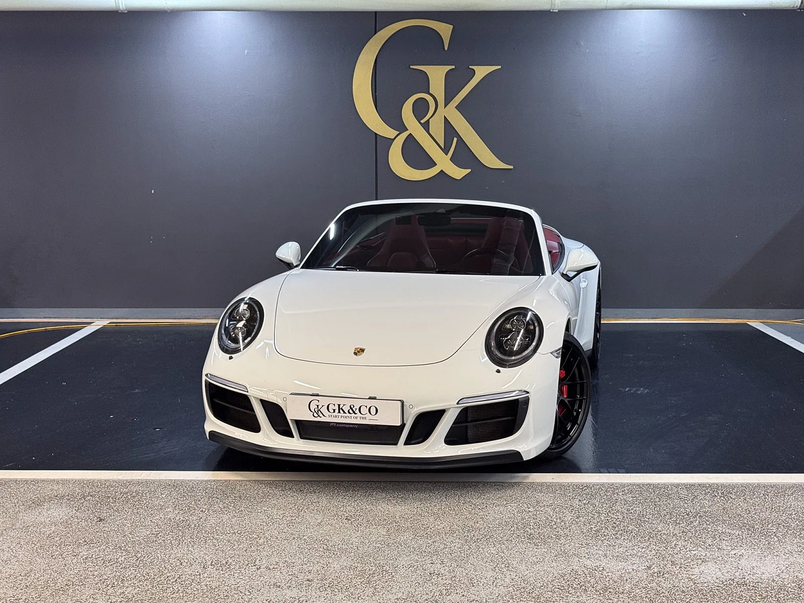 포르쉐 911 카레라 4 GTS 카브리올레 2017 화이트 사진 2