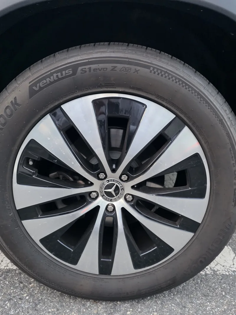 벤츠 GLE 350 4MATIC 2025 화이트 사진 6