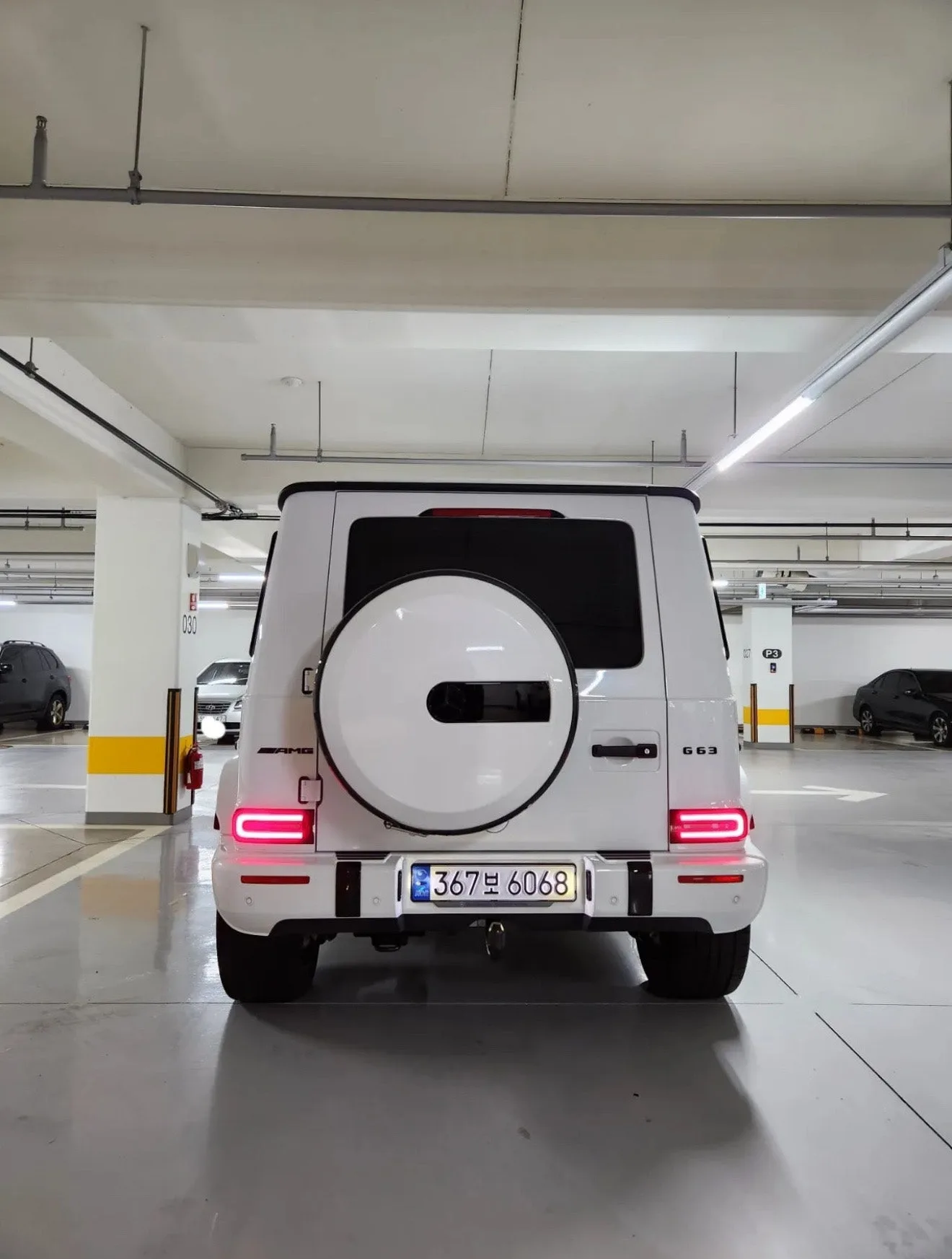 벤츠 메르세데스-벤츠 G63 AMG 55주년 에디션 2022 화이트 사진 3