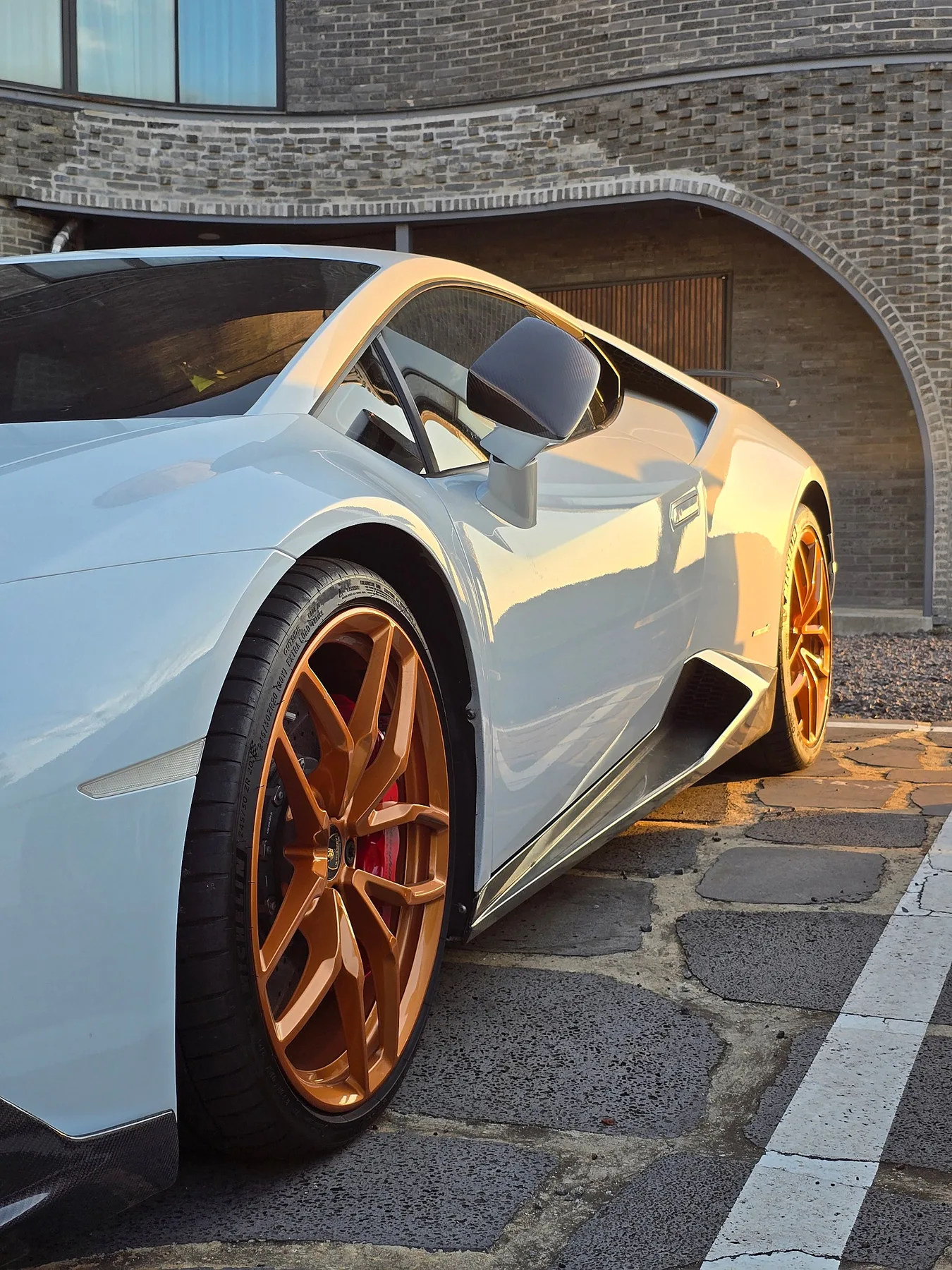 람보르기니 우라칸 LP610-4 쿠페 2015 화이트 사진 6