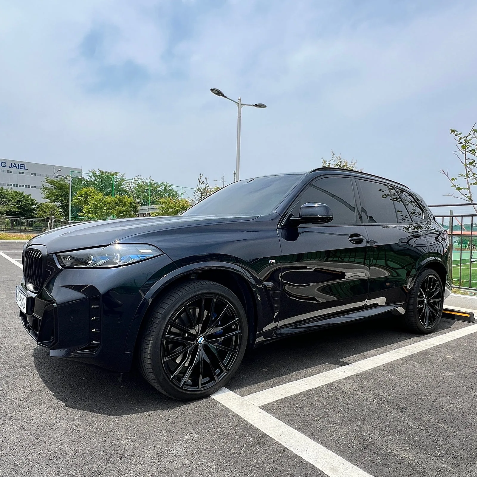 BMW X5 40i M Sport 2024 카본블랙 사진 7