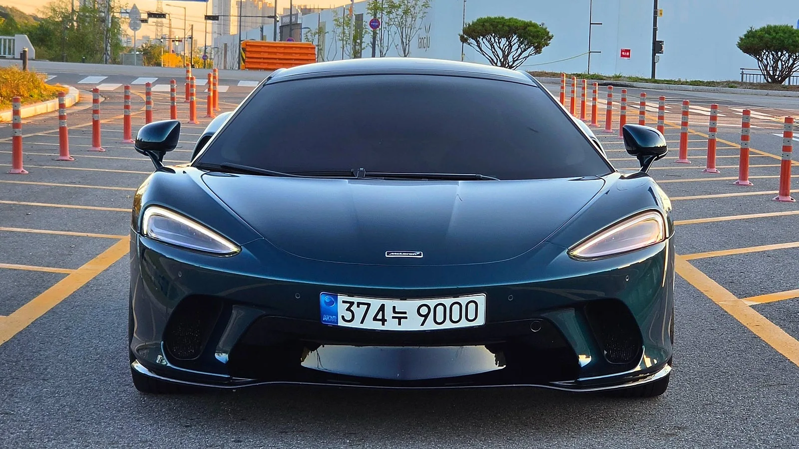 맥라렌 GT 럭스 2022 블루 사진 2