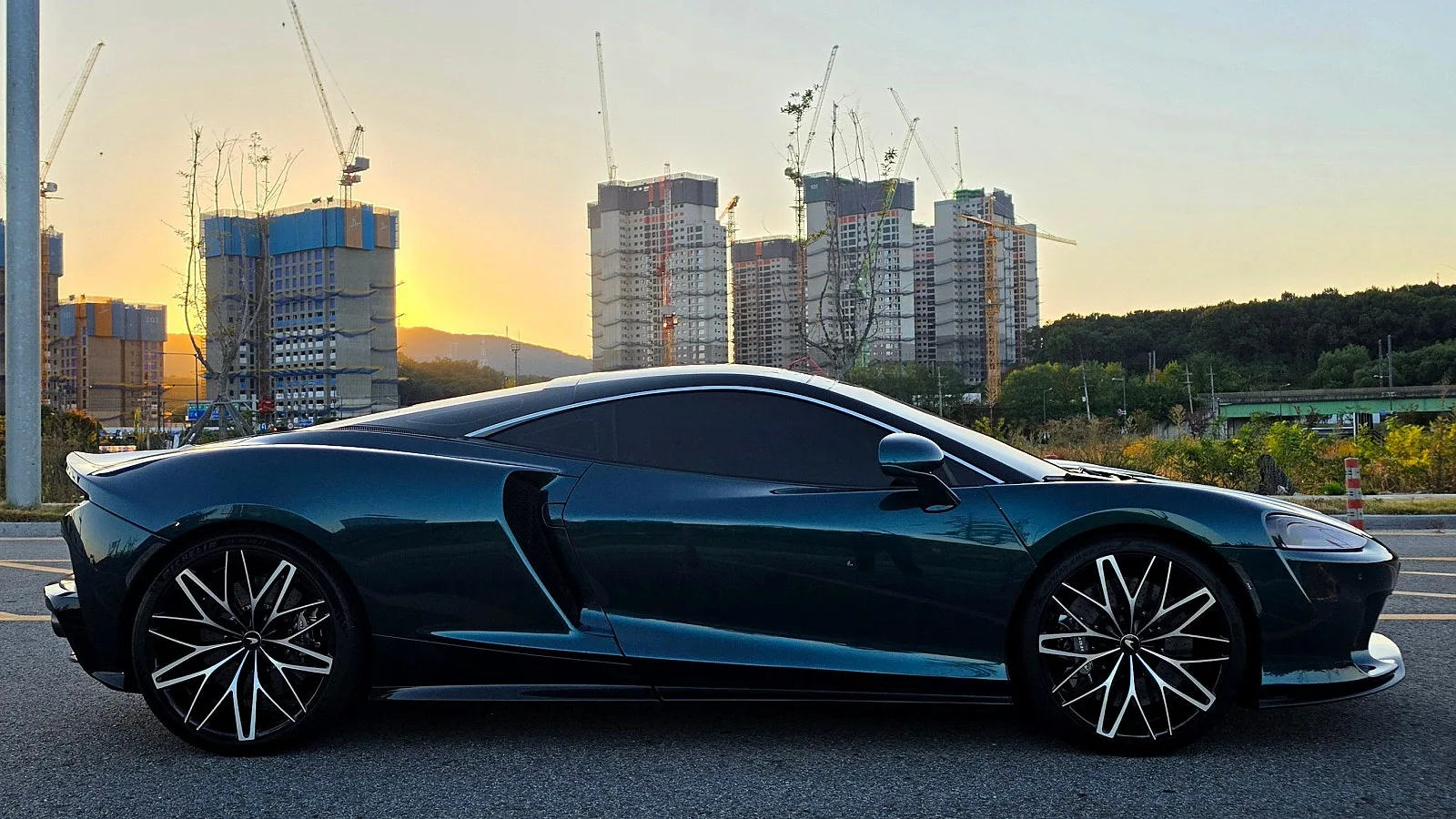 맥라렌 GT 럭스 2022 블루 사진 8