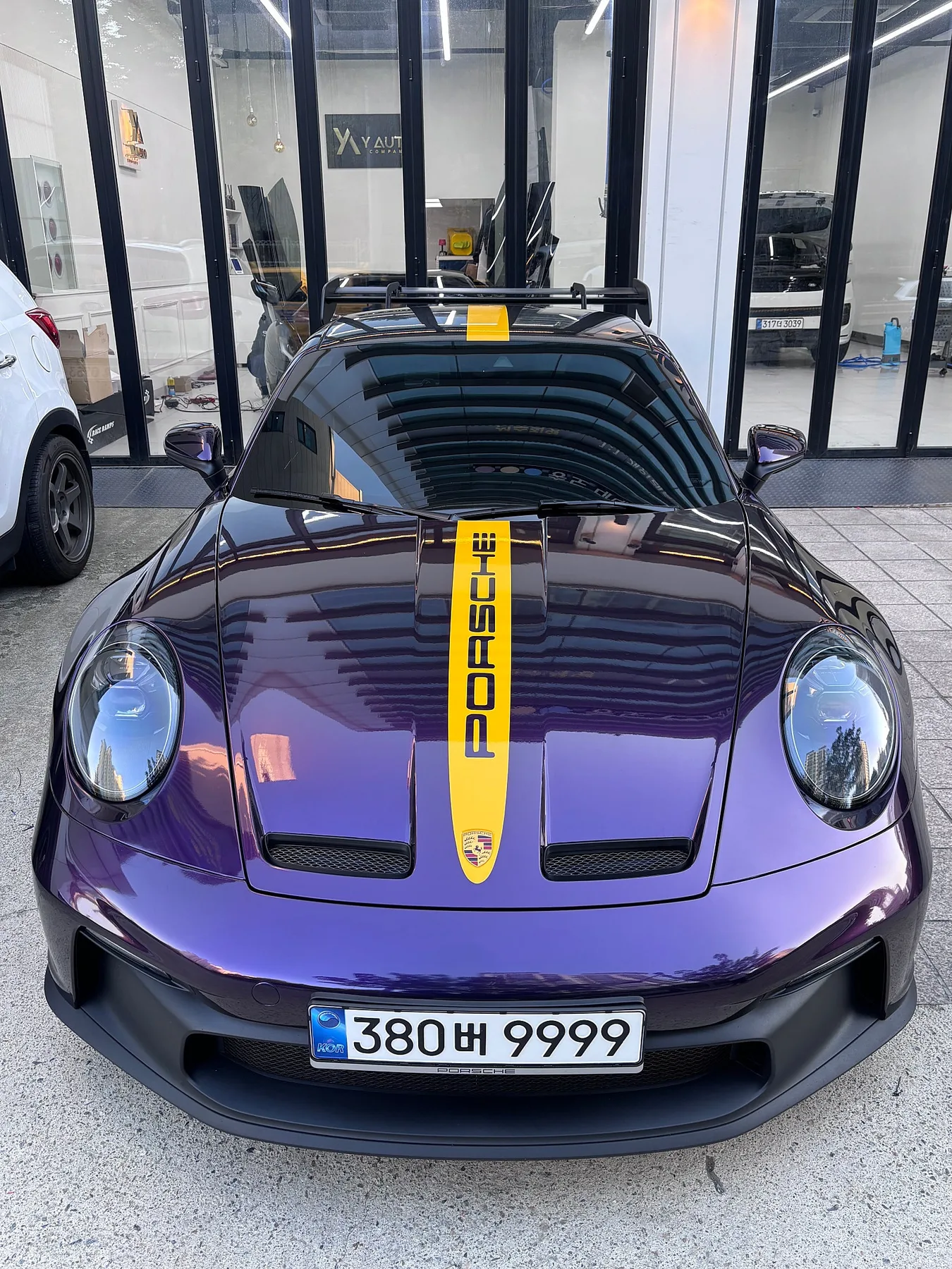 포르쉐 911 GT3 2022 바이올렛 사진 3