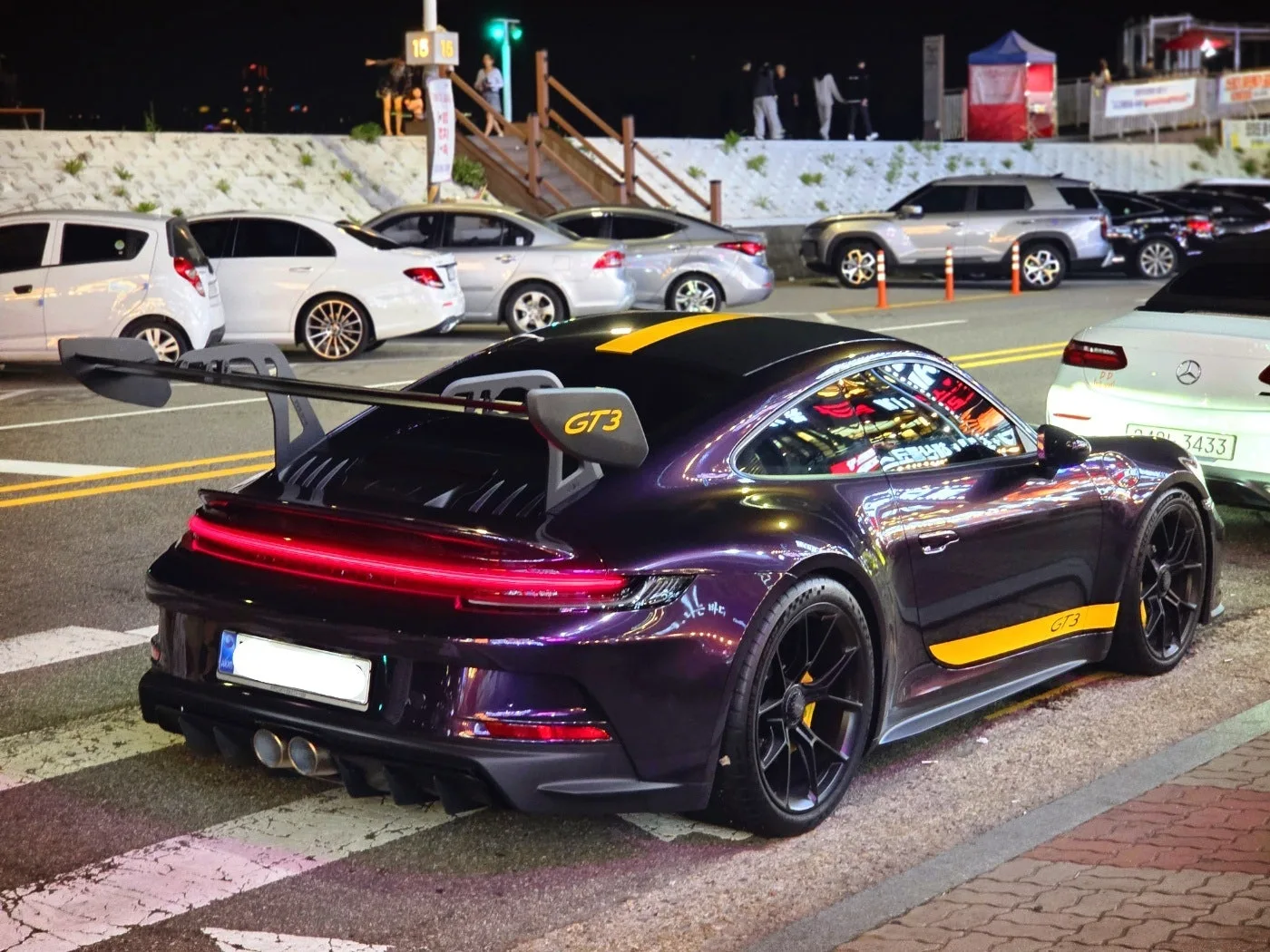 포르쉐 911 GT3 2022 바이올렛 사진 6