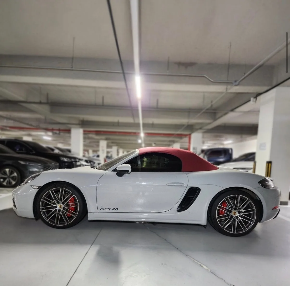 포르쉐 718 박스터 GTS 4.0 2023 화이트 사진 3