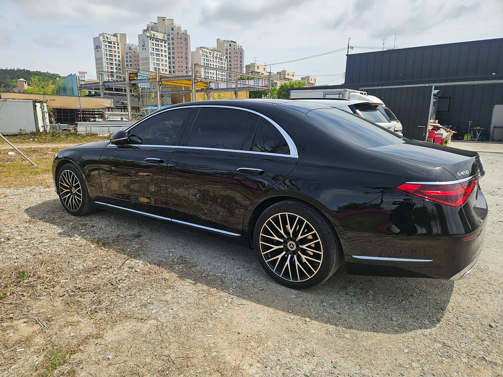 벤츠 S450 4M L 2025 블랙 사진 2