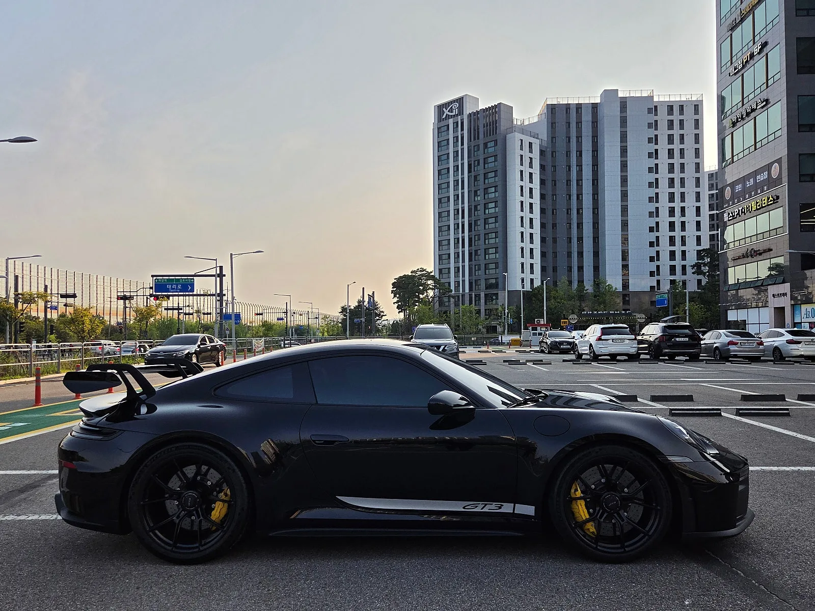 포르쉐 992.2 GT3 2026 건메탈 사진 5