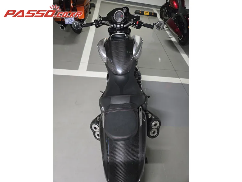 야마하 V MAX 1700 2009 실버 사진 3