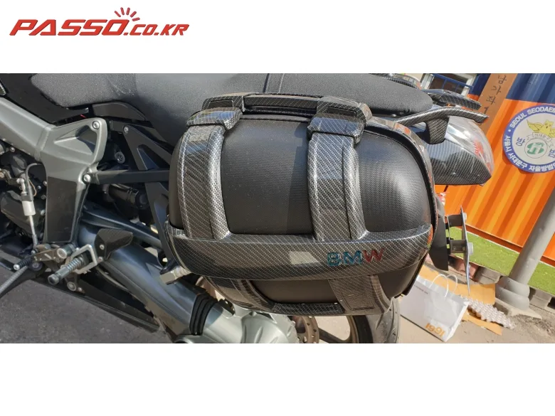 BMW K1300R 2012 검정 카본 사진 5