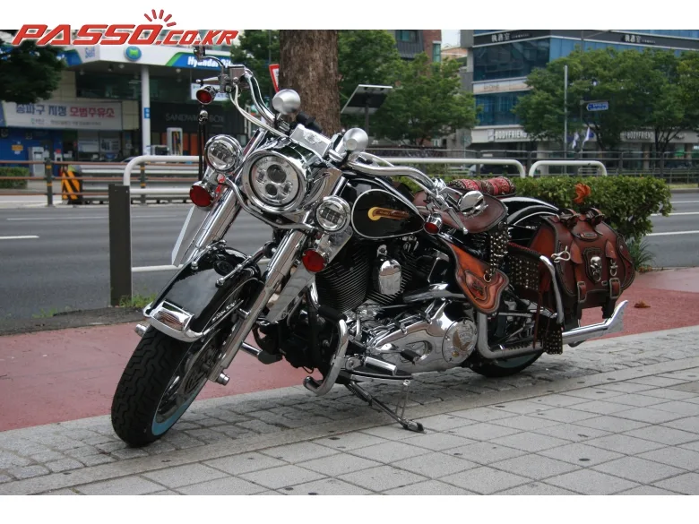 할리데이비슨 헤리티지 소프테일 2004 블랙 사진 2