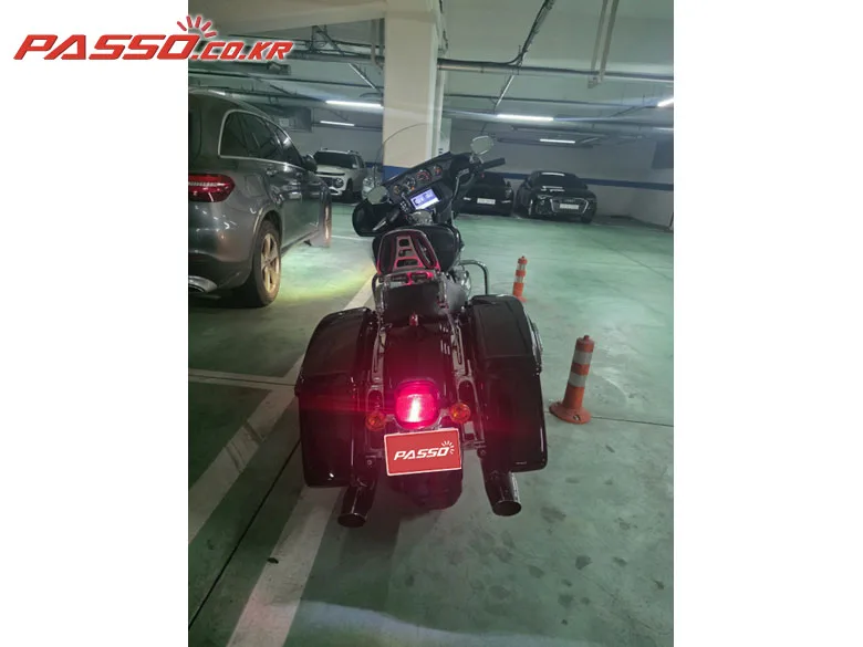 할리데이비슨 일렉트라 글라이드 2021 블랙 사진 3