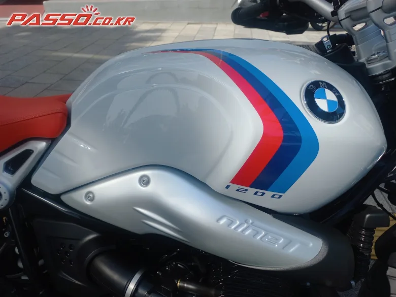 BMW R nine T 어반 GS 2021 화이트 사진 6