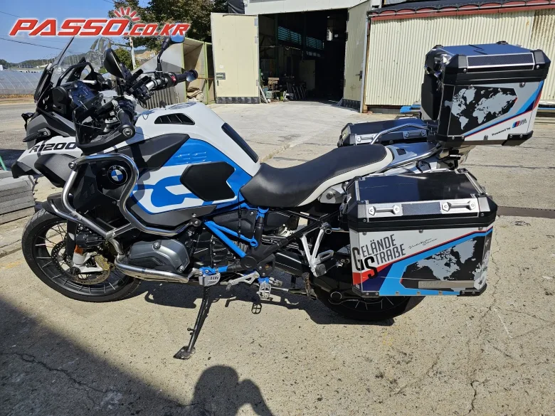 BMW R1200GS 어드벤쳐 2018 화이트 사진 2