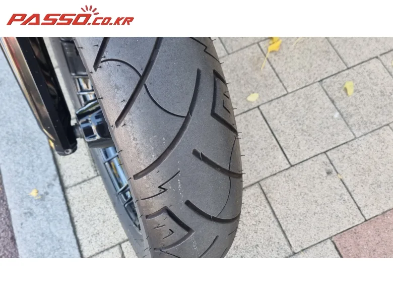 인디언모터사이클 스카우트 바버 2019 블랙 사진 6