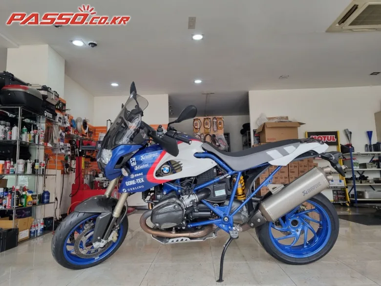 BMW R1200HP2 메가모토 2009 블루&화이트 사진 2