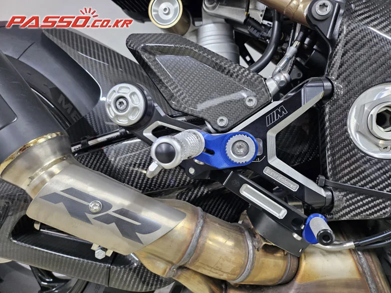 BMW S1000RR M 2022 블랙 사진 7