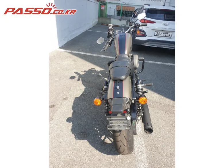 할리데이비슨 로드스터 1200 2018 베이지 사진 3