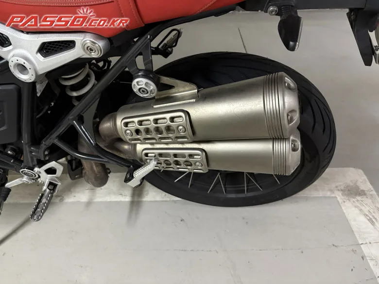 BMW 알나인티 어반GS 2021 버건디 사진 7