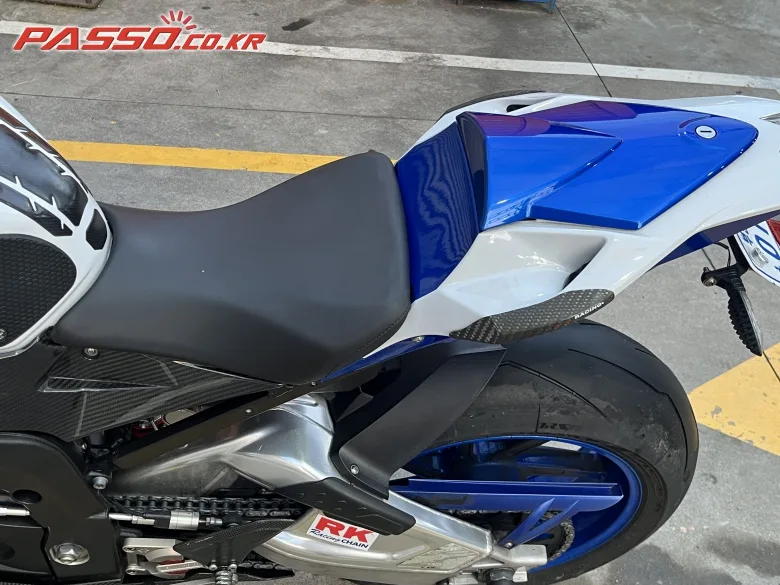 BMW HP4 컴피티션 2014 화이트 사진 8