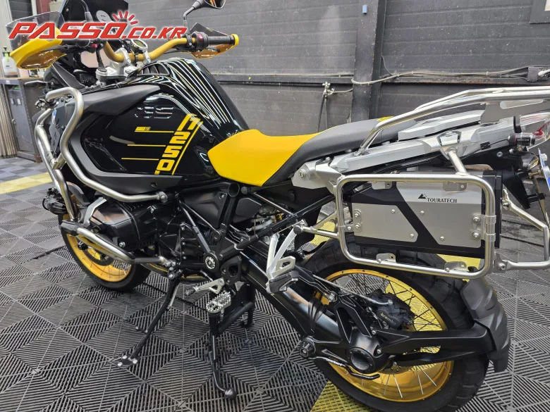 BMW R 1250 GS 어드벤처 2021 블랙 사진 2
