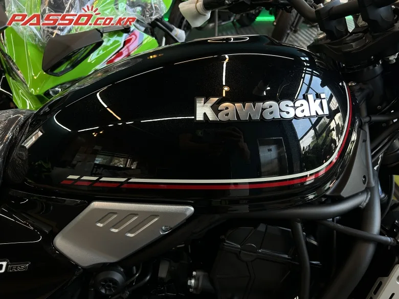 가와사키 Z650RS 2023 블랙 사진 7