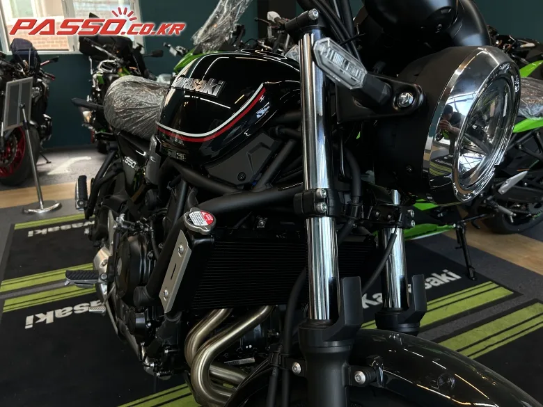 가와사키 Z650RS 2023 블랙 사진 8