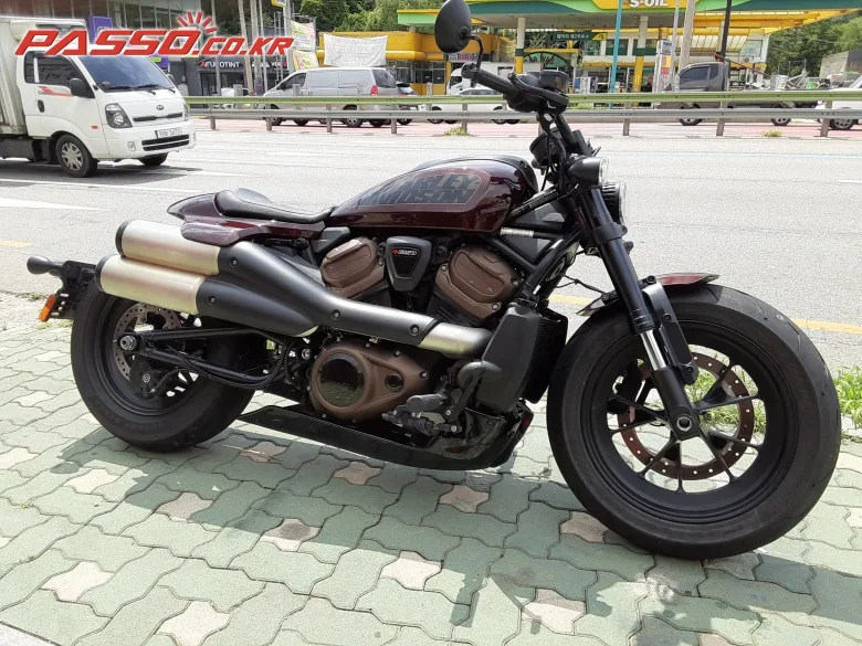 할리데이비슨 스포스터 S 2021 버건디 사진 1