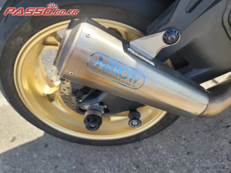 가와사키 닌자 ZX 10 R 2017 그린 사진 7