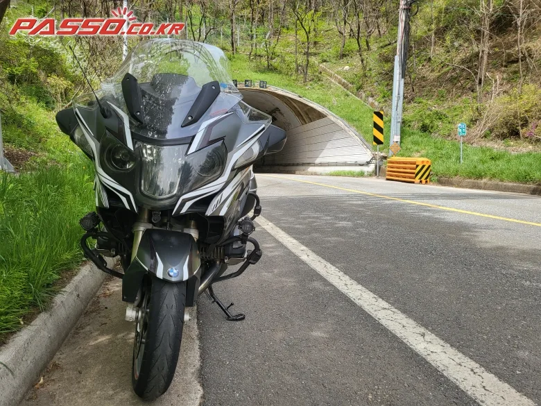 BMW R1200RT 2015 건메탈 사진 4
