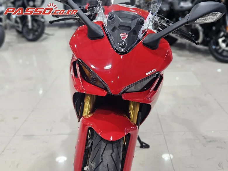 두카티 슈퍼스포츠 950 S 2024 두카티 레드 사진 8